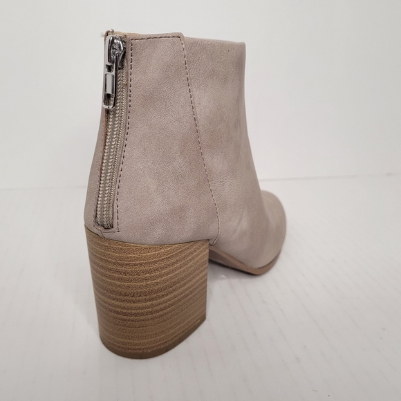 My Delicious shoes Women's Mars Faux Leather Ankle Boots Sz 6M - Picture 4 of 14